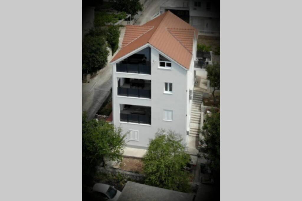 Apartment By Joe Trogir Exterior foto